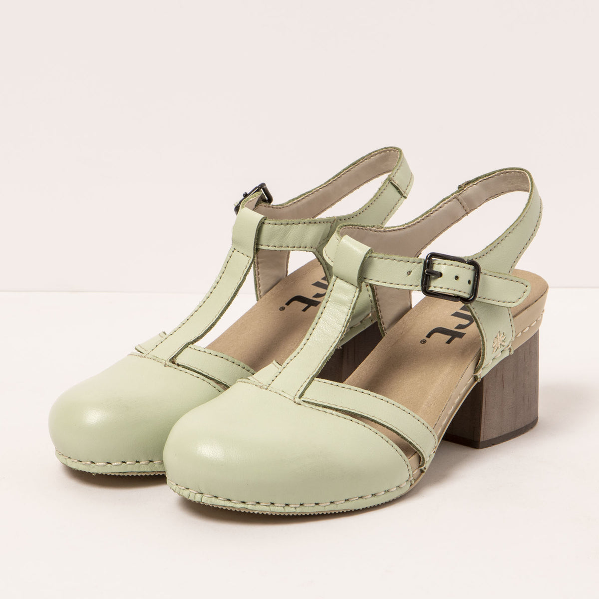 gid://shopify/Product/16172077285708_2