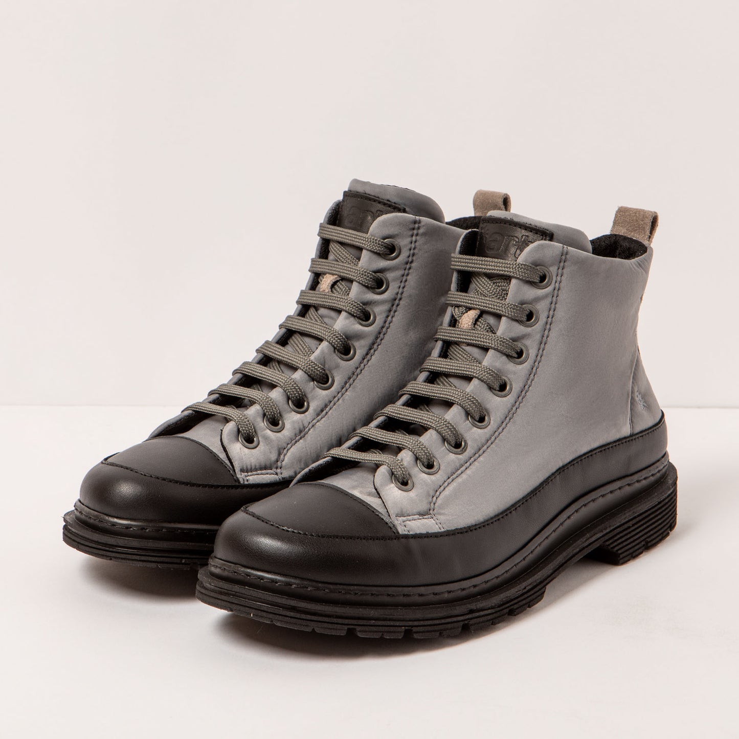 gid://shopify/Product/15694310637900_2