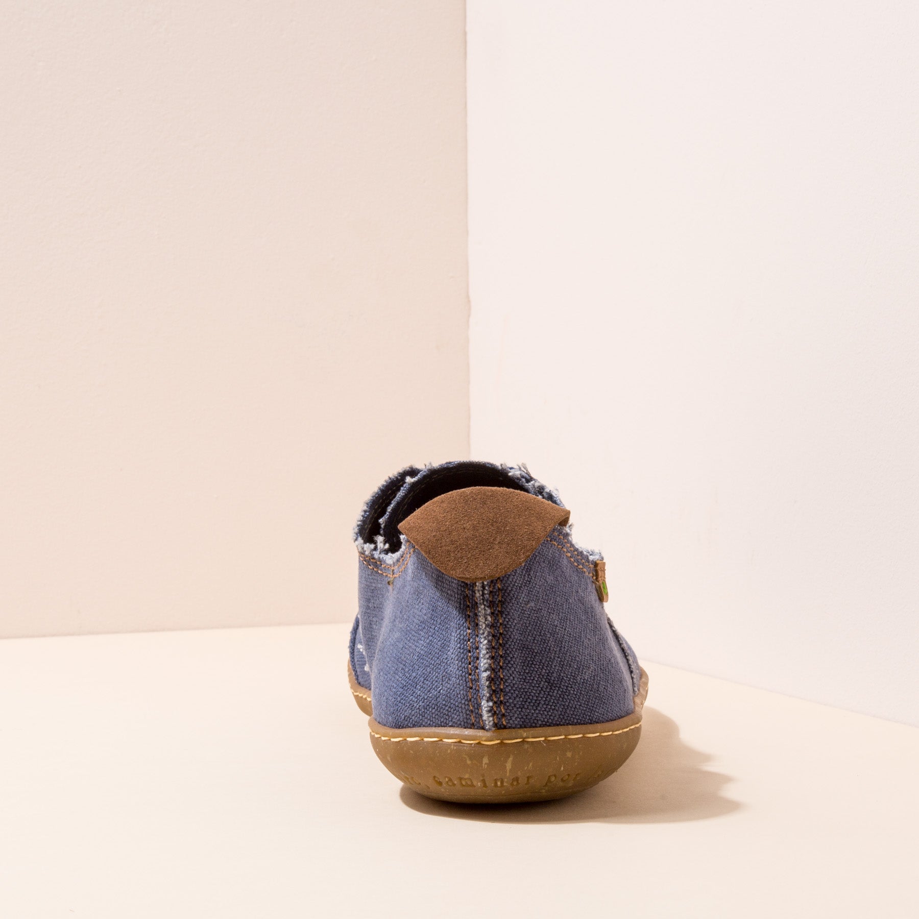 gid://shopify/Product/15699921764684_5