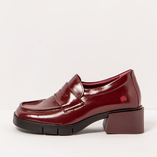 gid://shopify/Product/15693769933132_1