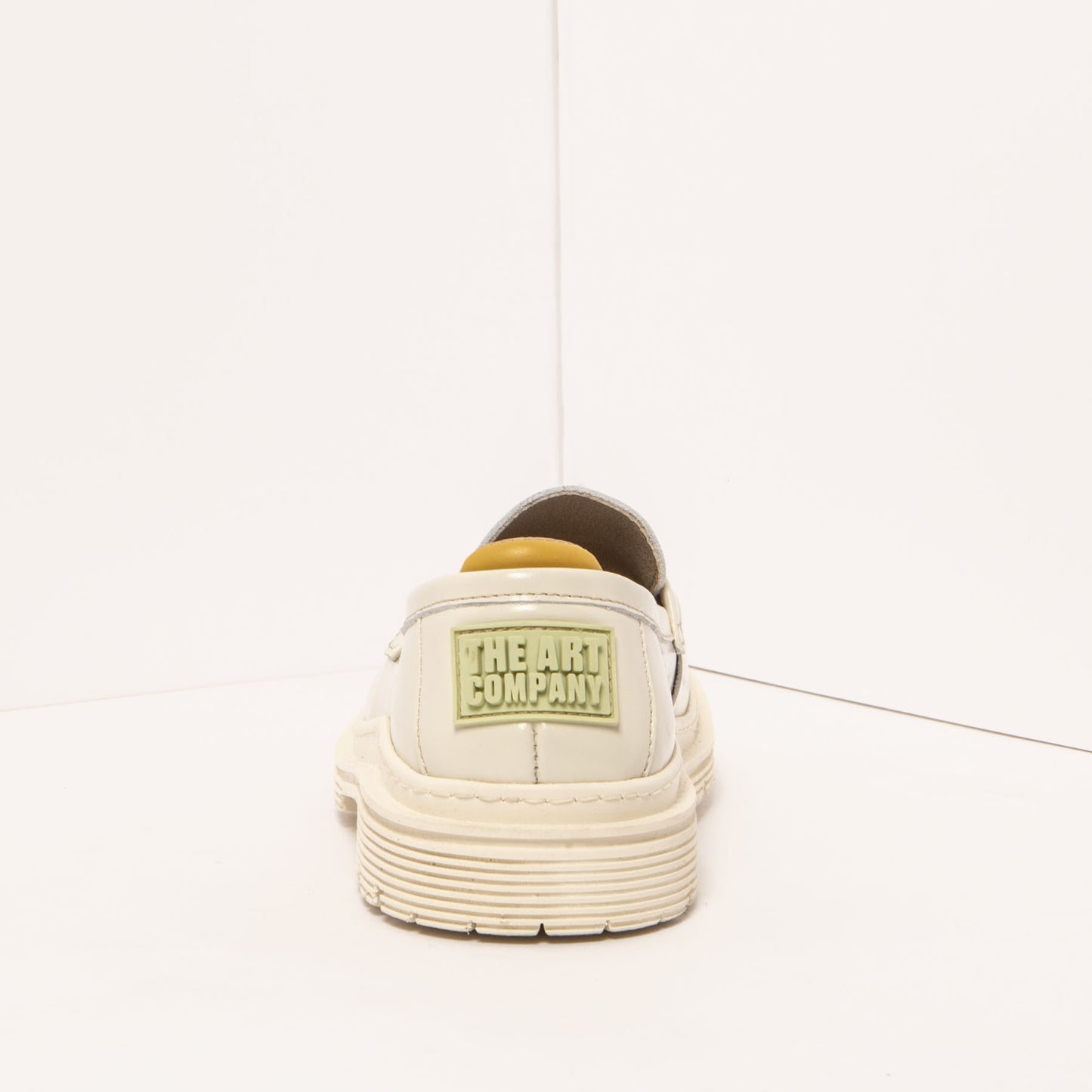 gid://shopify/Product/15693435797836_5