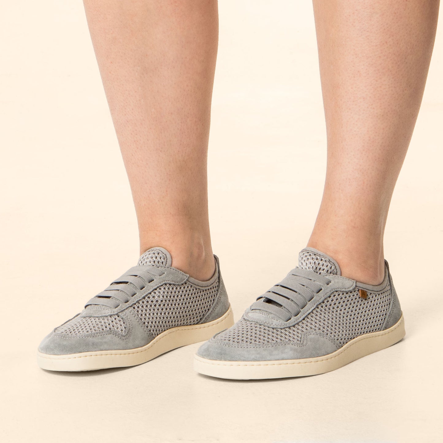 gid://shopify/Product/15791923102028_5