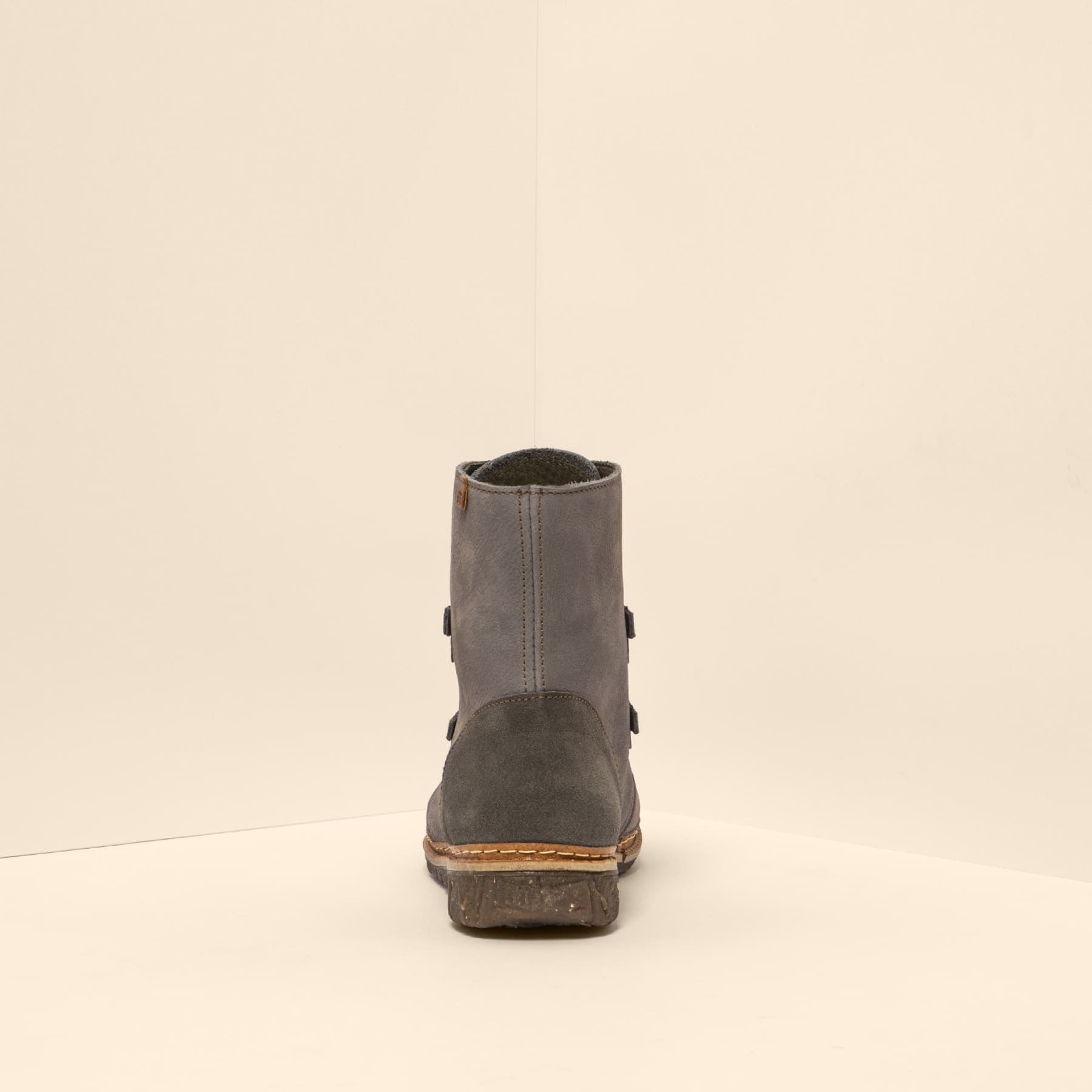 gid://shopify/Product/15699989856588_5