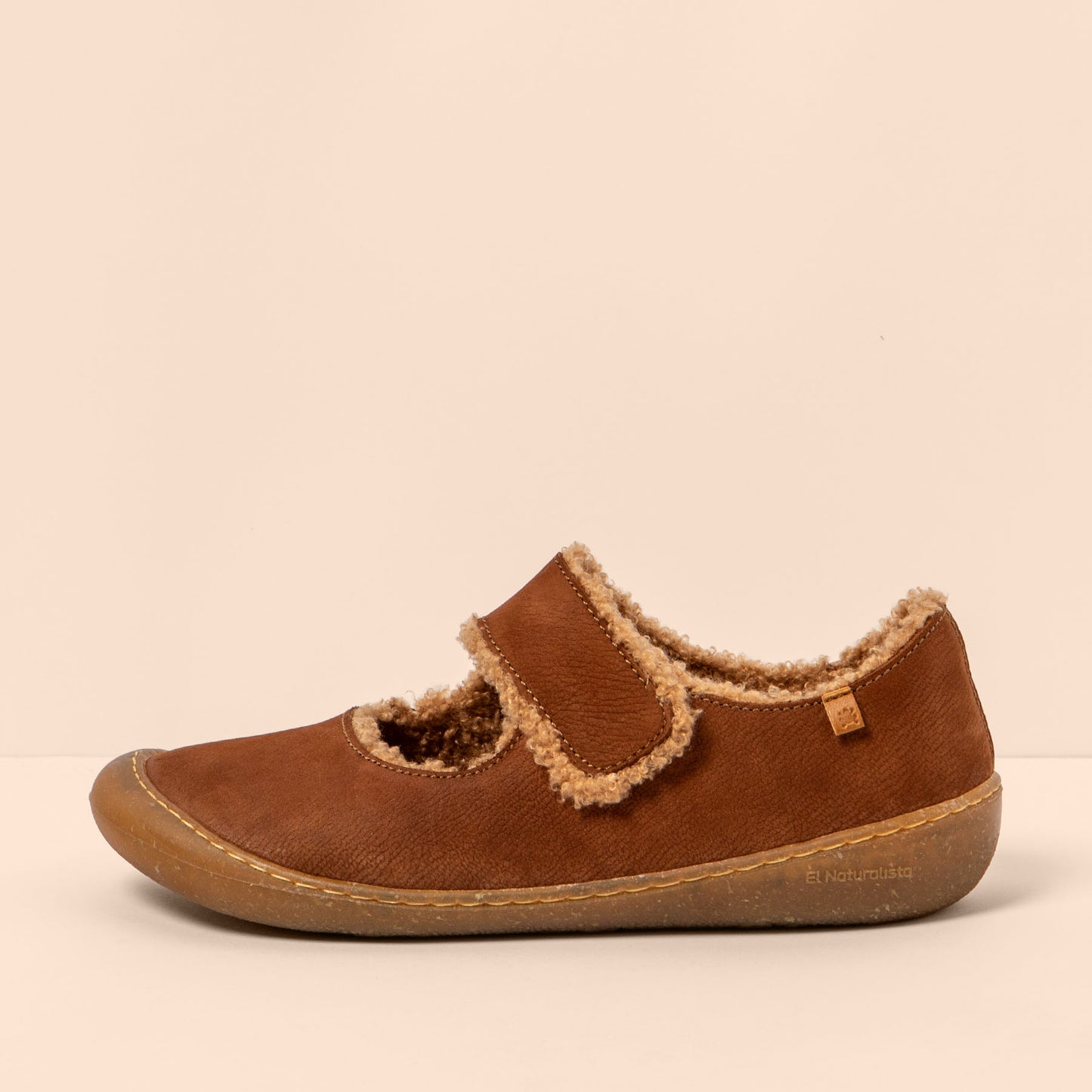 gid://shopify/Product/15700857782604_1