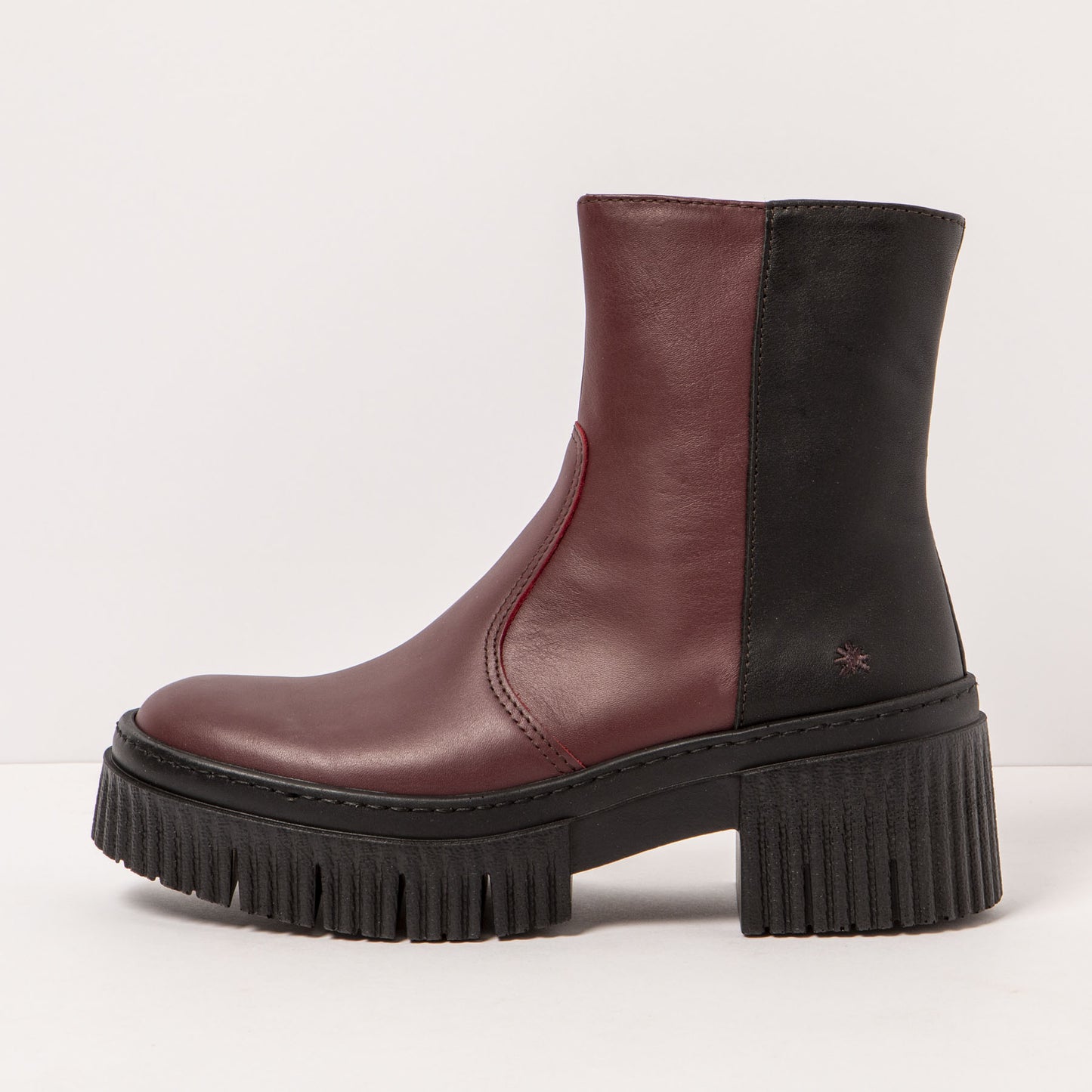 gid://shopify/Product/15785706717516_4