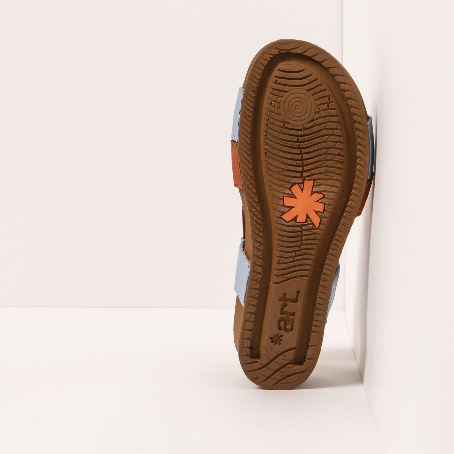 gid://shopify/Product/15693532627276_3