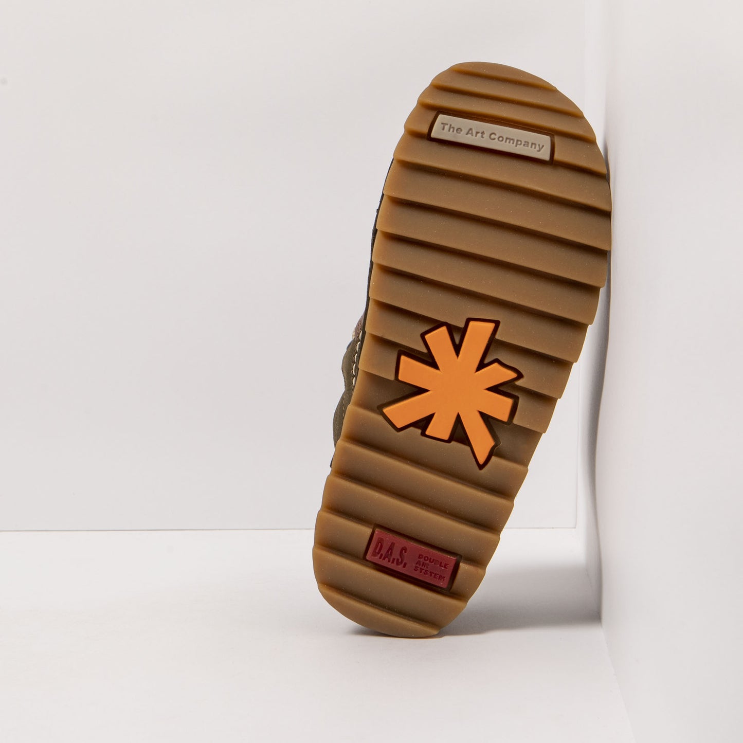 gid://shopify/Product/15785675194700_3