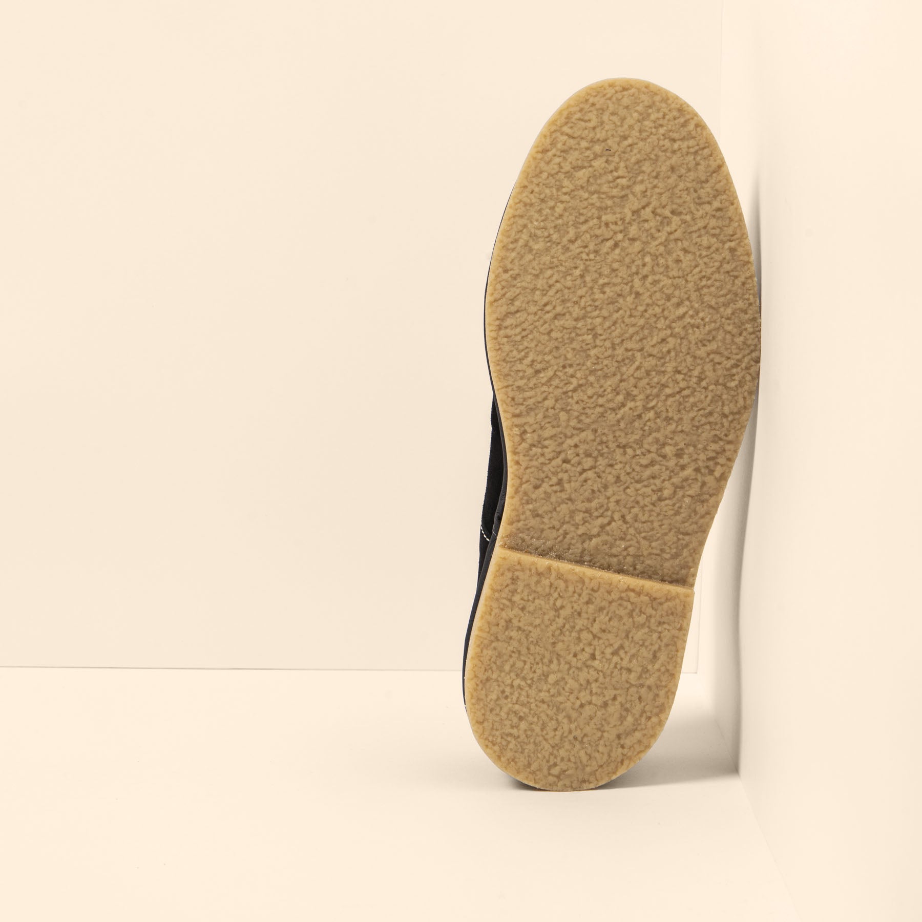 gid://shopify/Product/15700168507724_3