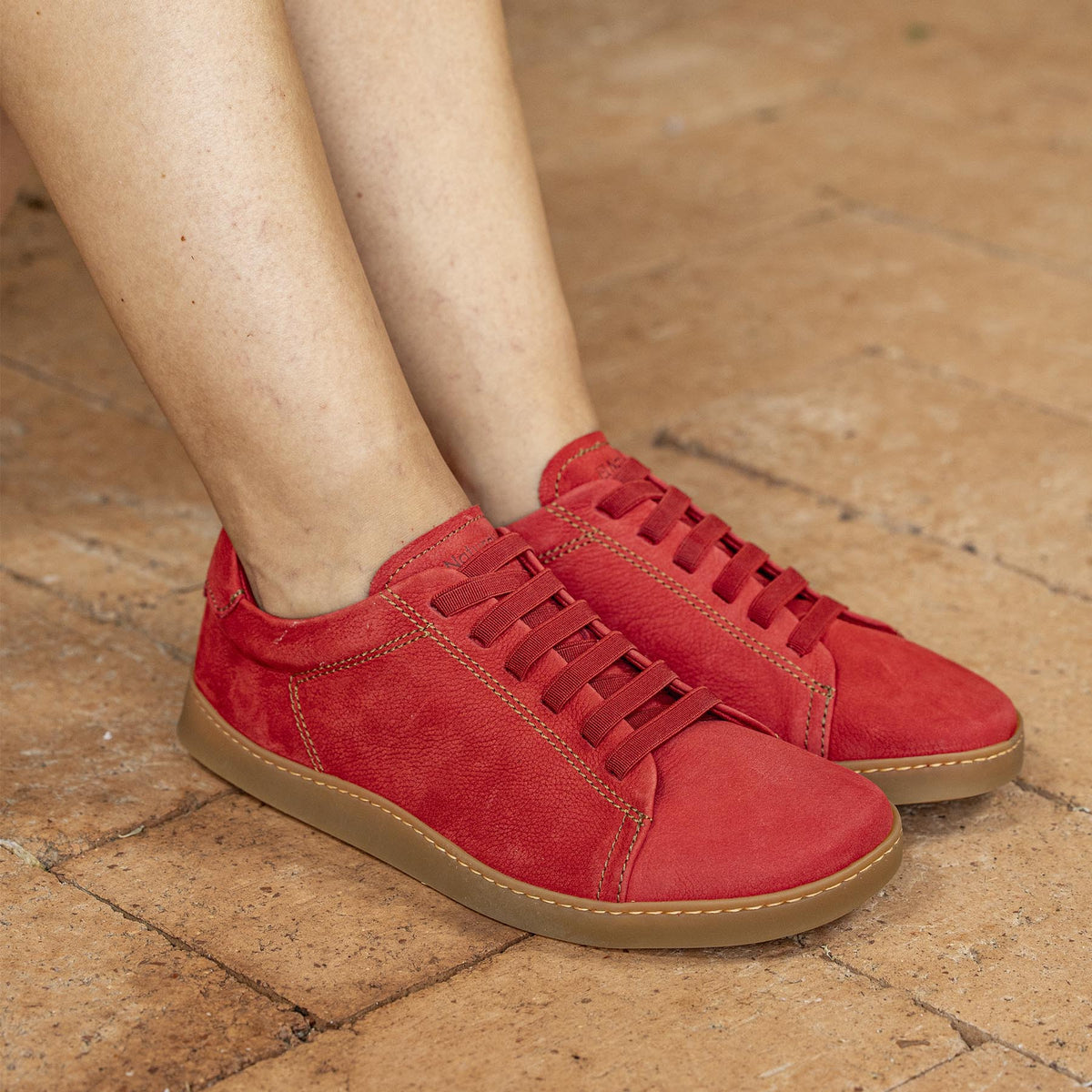 gid://shopify/Product/16124795945292_1