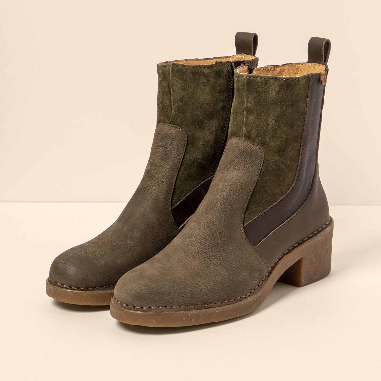 gid://shopify/Product/15700050968908_5
