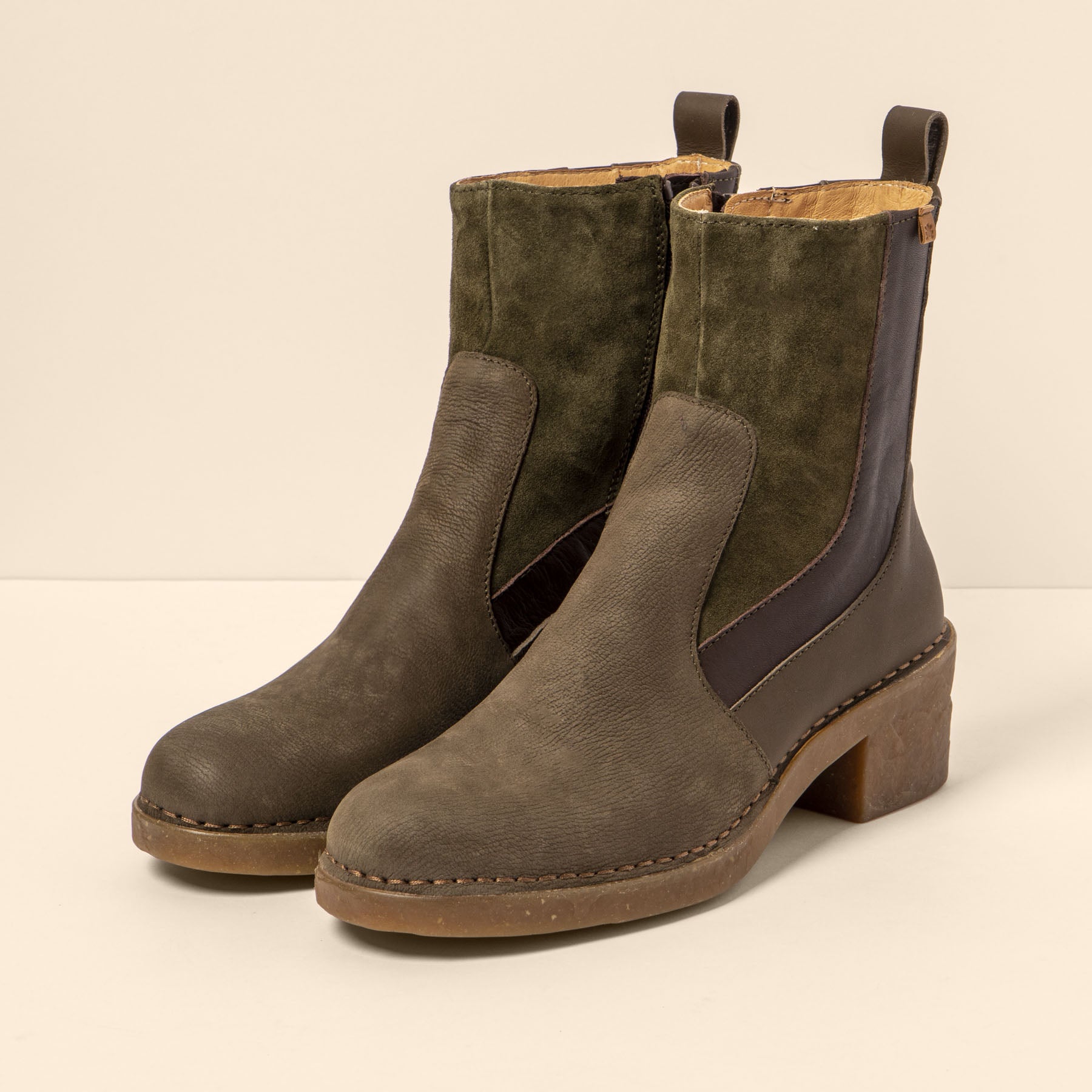 gid://shopify/Product/15700050968908_5