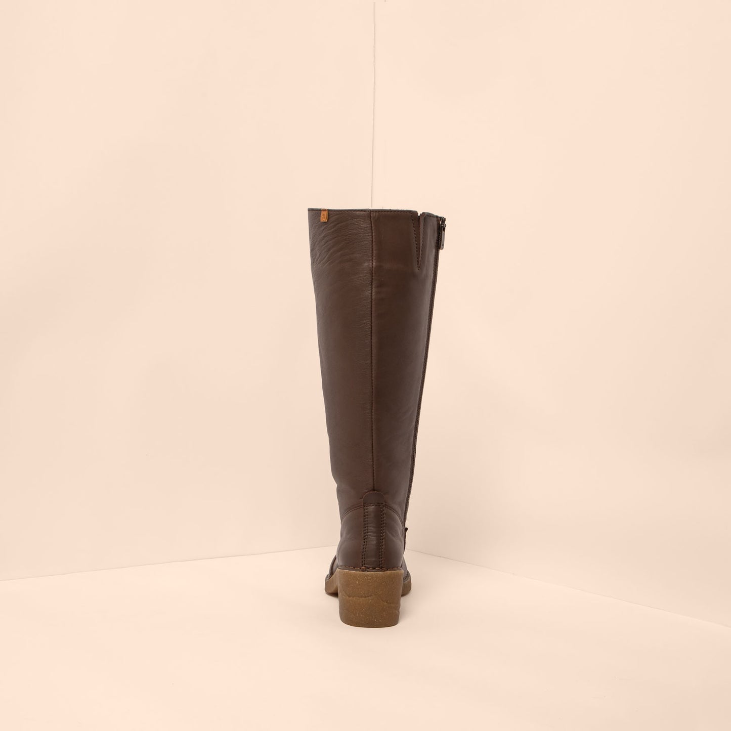 gid://shopify/Product/15700855292236_5