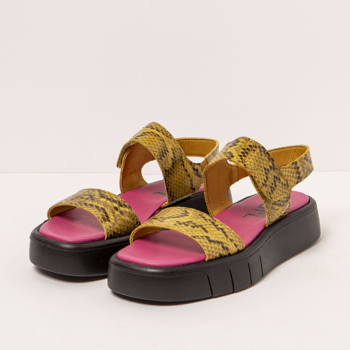 gid://shopify/Product/16172066406732_2