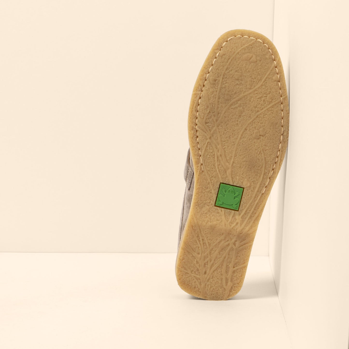 gid://shopify/Product/15791932408140_3