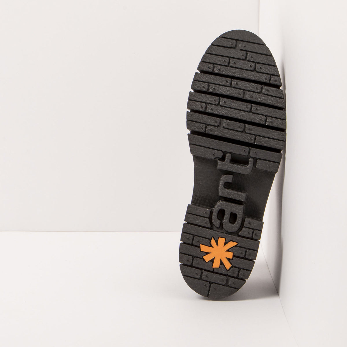 gid://shopify/Product/16171600150860_6