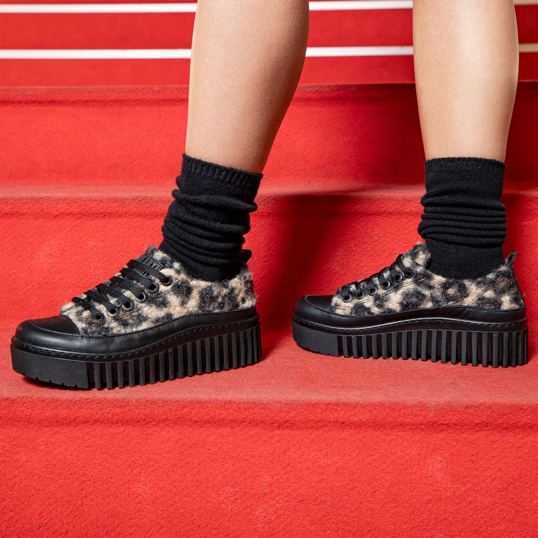 gid://shopify/Product/15694045217100_6