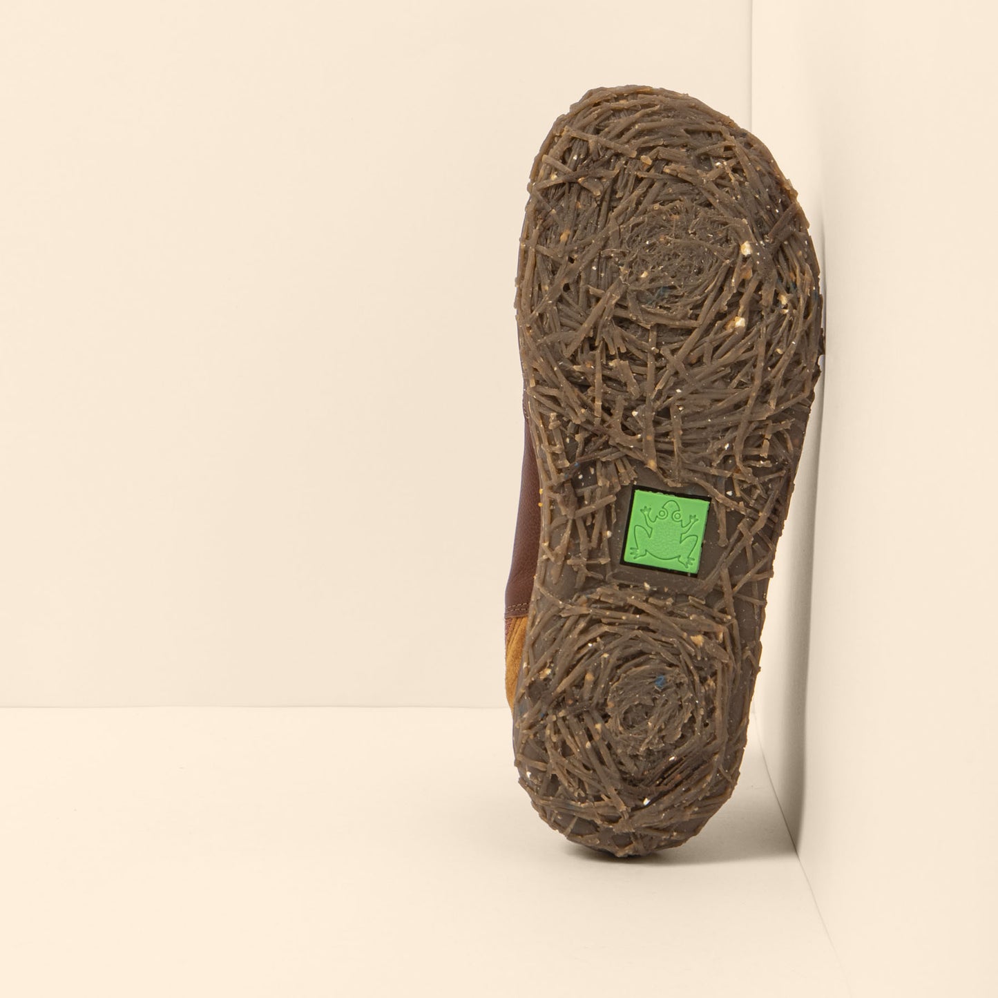 gid://shopify/Product/15700265075020_6