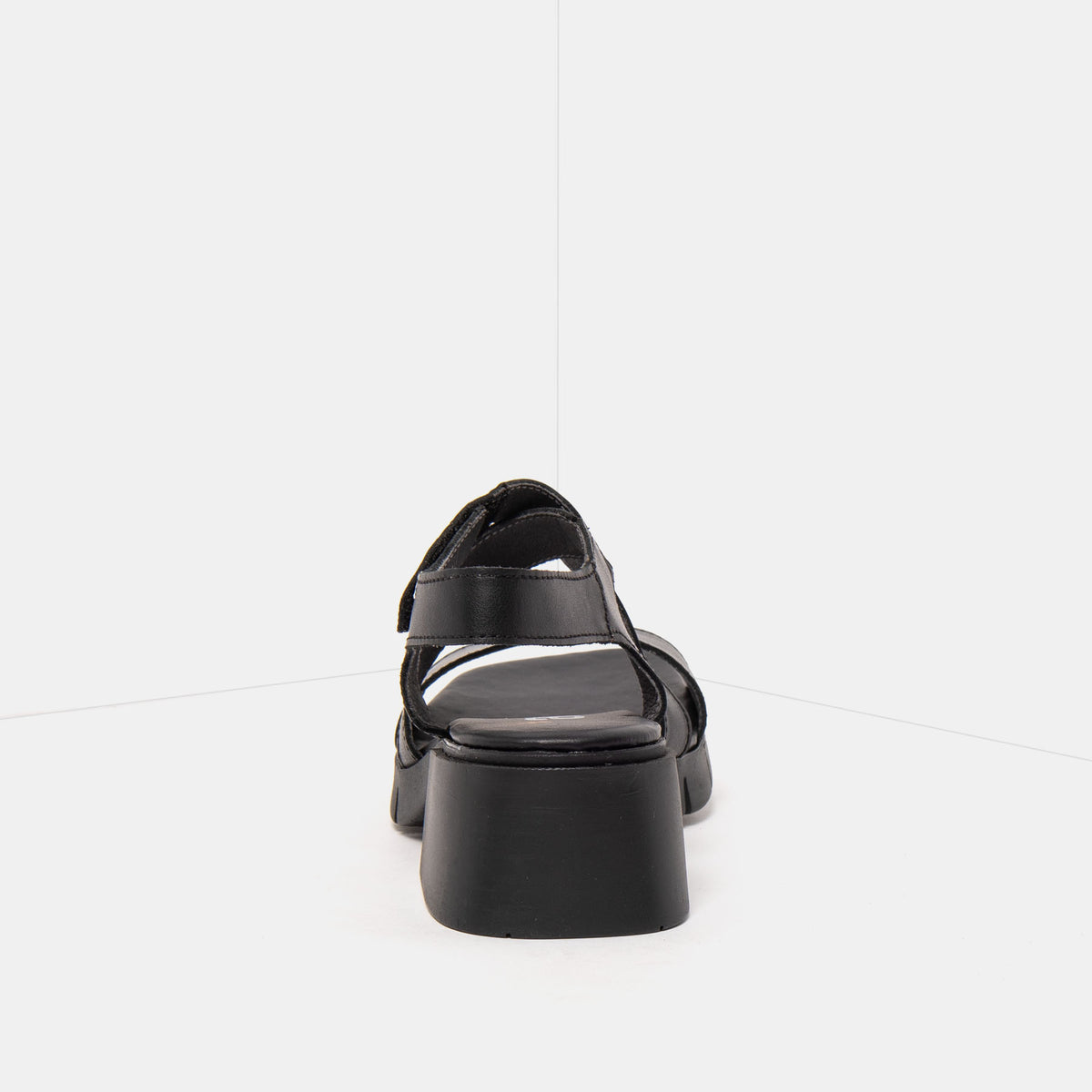 gid://shopify/Product/16173092700492_5