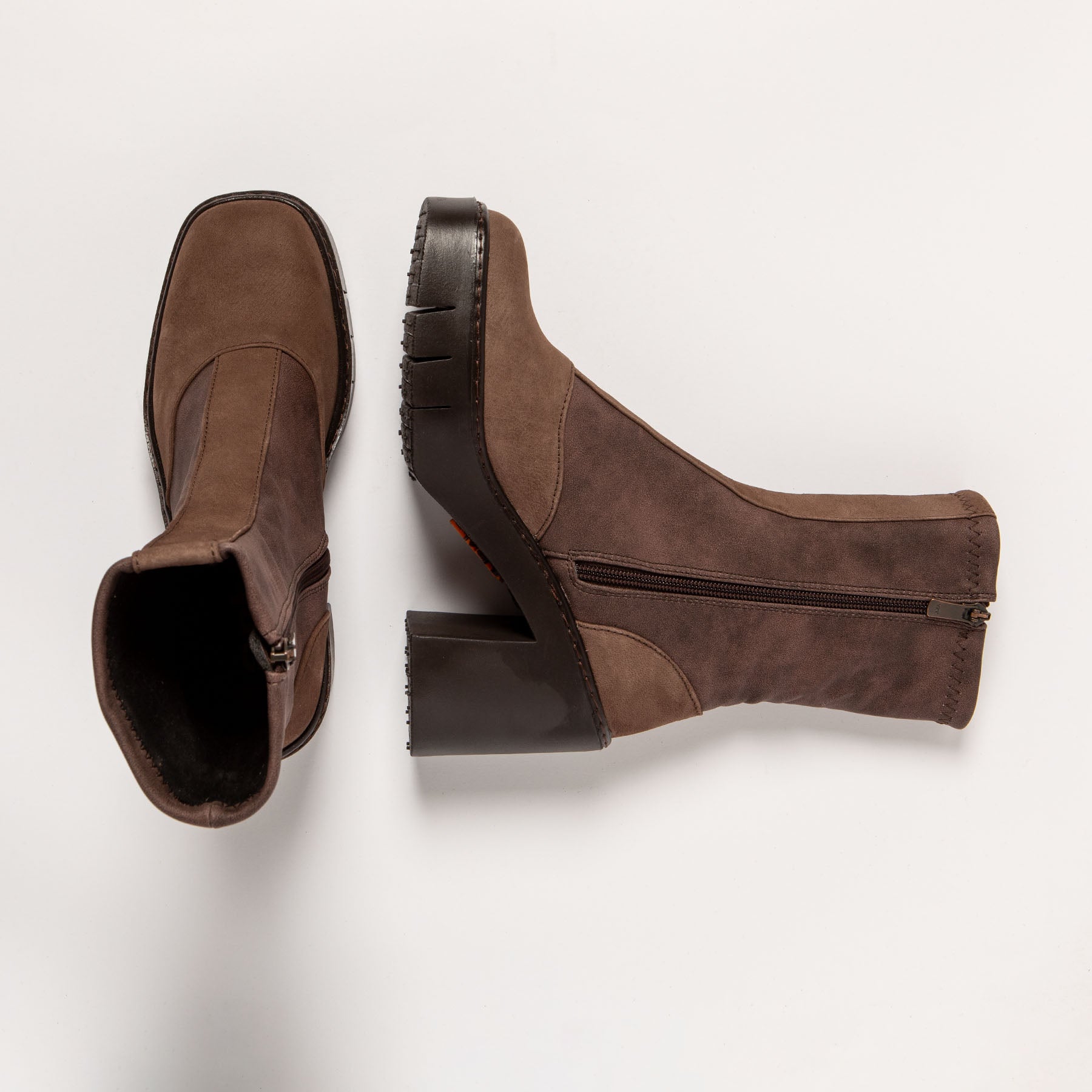 gid://shopify/Product/15694351237452_4