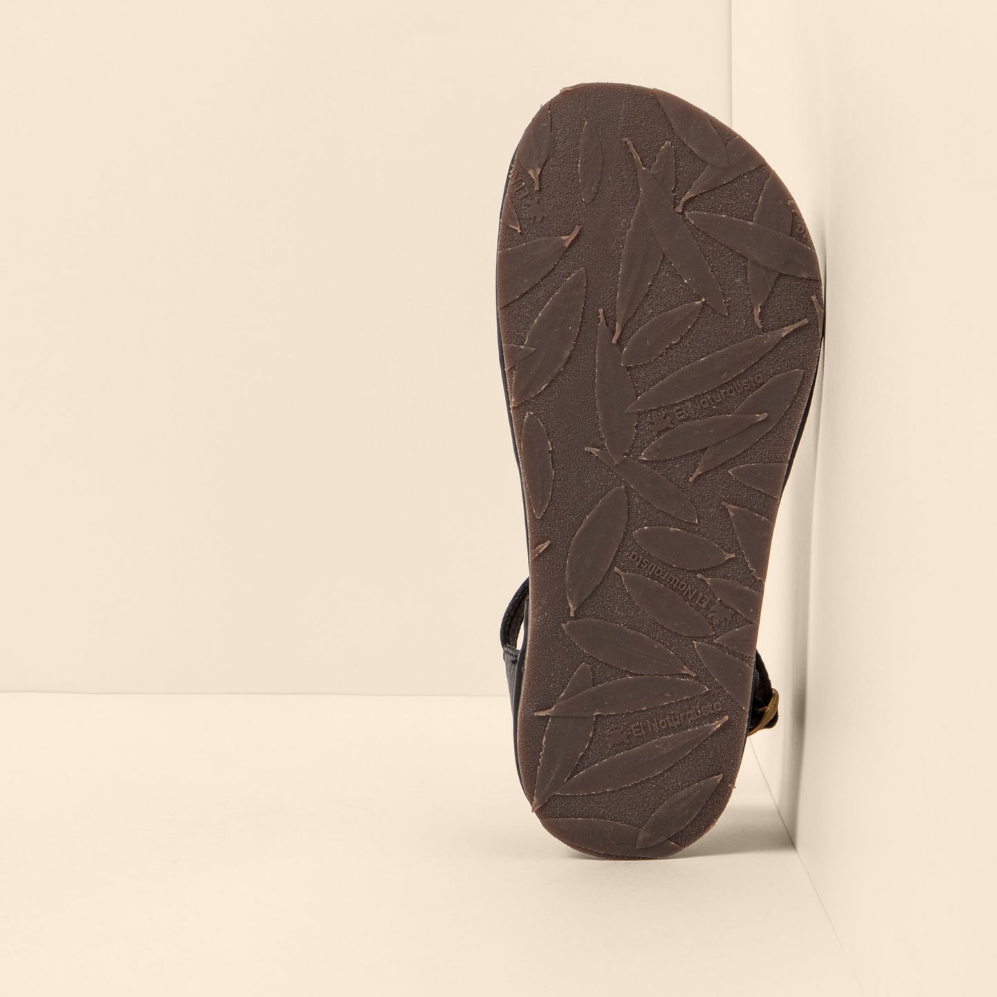 gid://shopify/Product/15791835906380_6