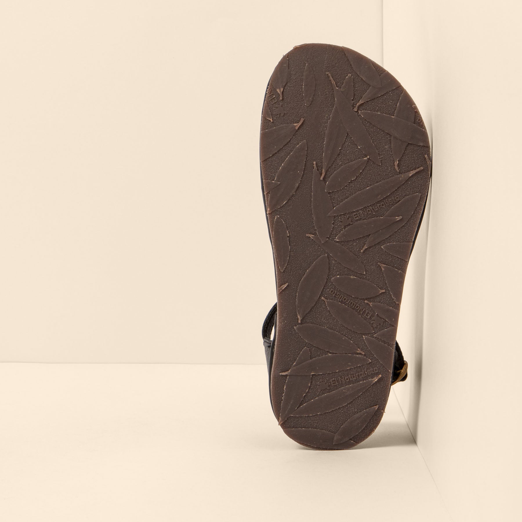 gid://shopify/Product/15791835906380_6