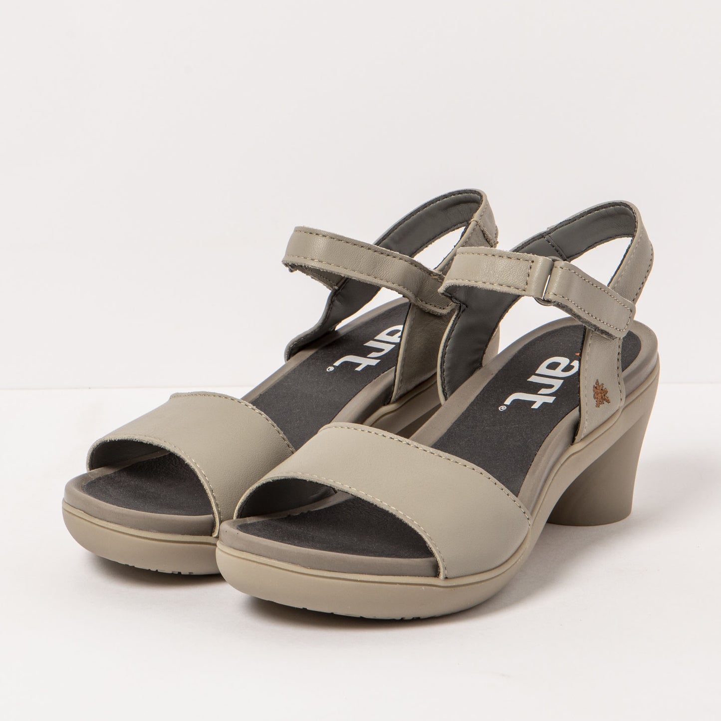 gid://shopify/Product/15785712320844_5