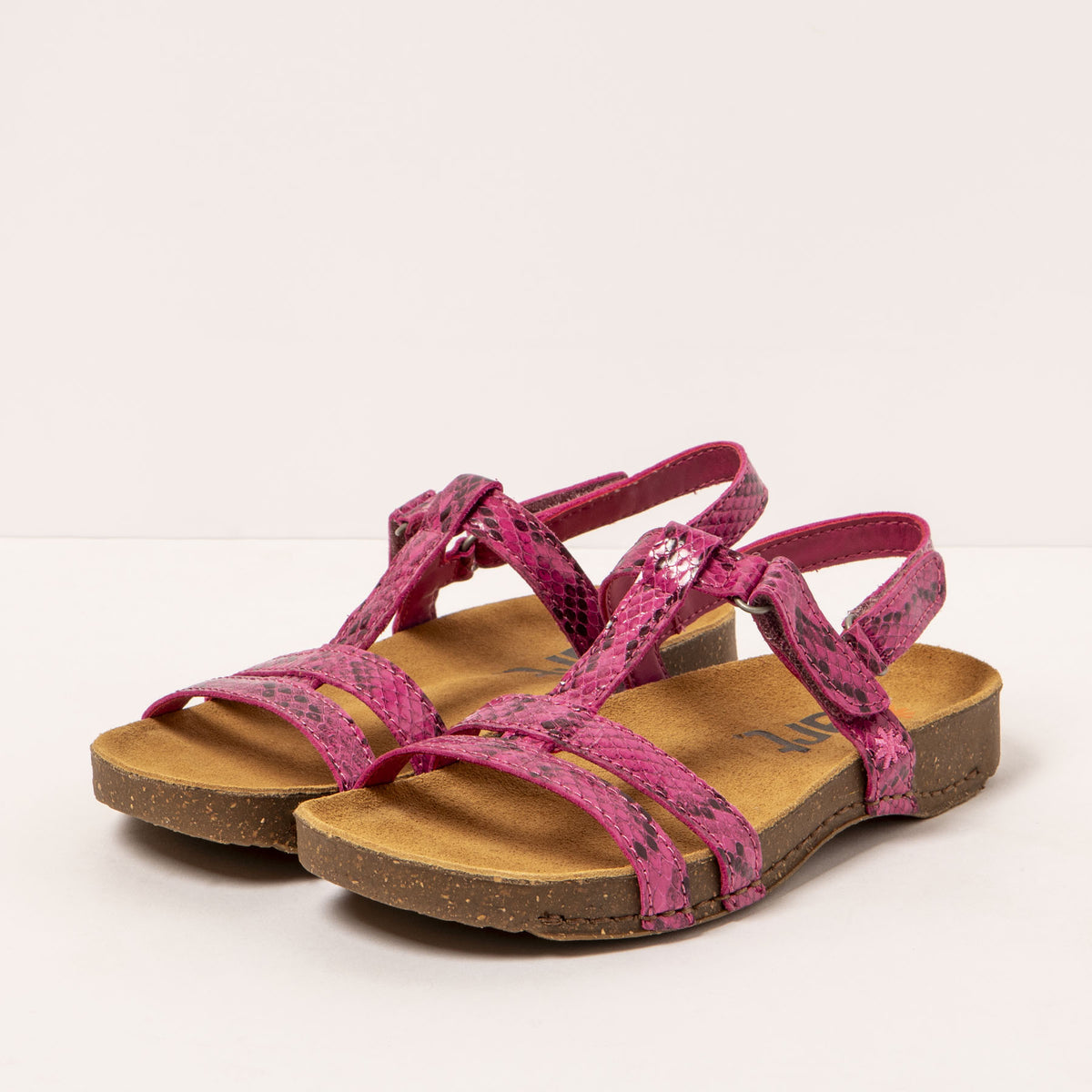 gid://shopify/Product/16171944247628_2