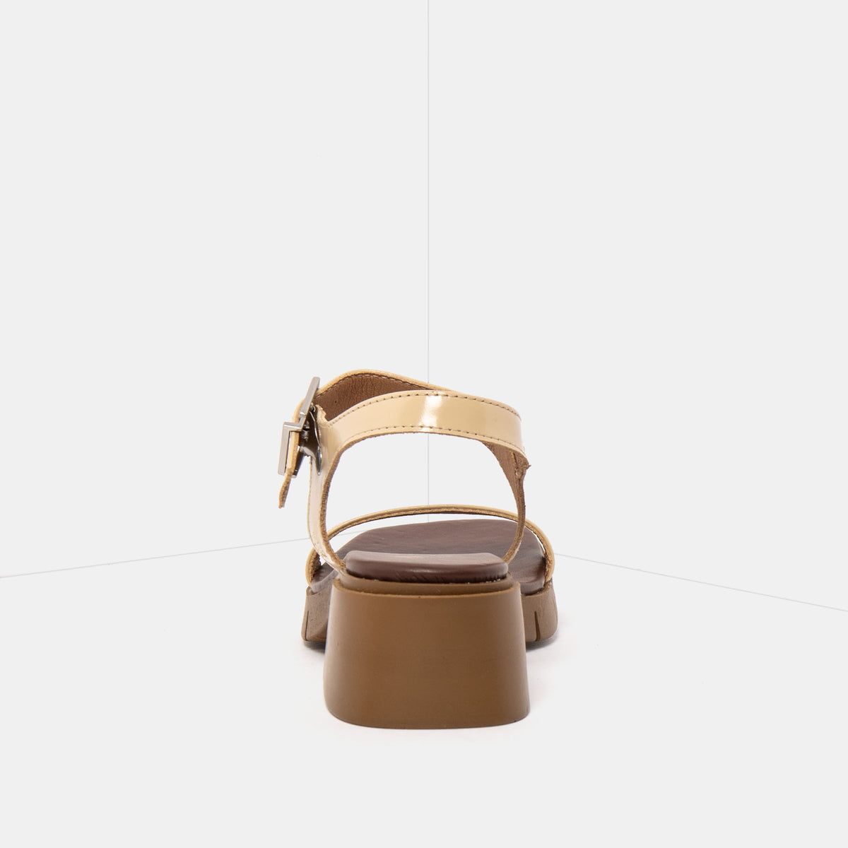 gid://shopify/Product/16173086015820_5