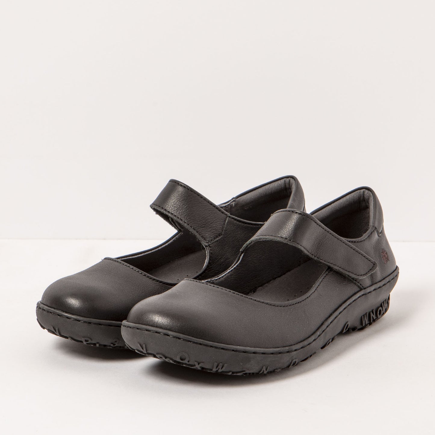 gid://shopify/Product/15785710682444_5
