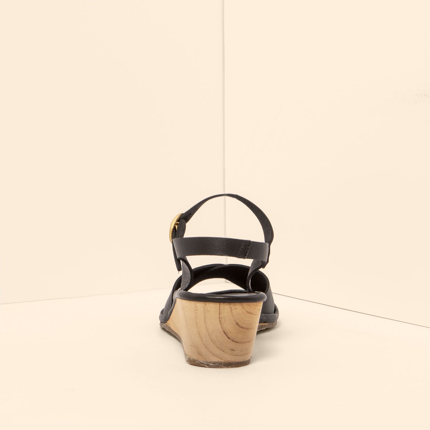 gid://shopify/Product/15700727431500_8