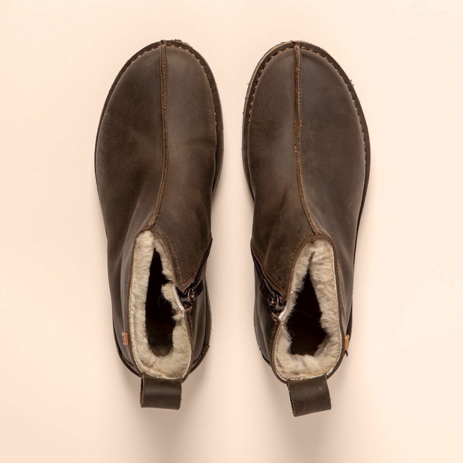 gid://shopify/Product/15700854505804_4