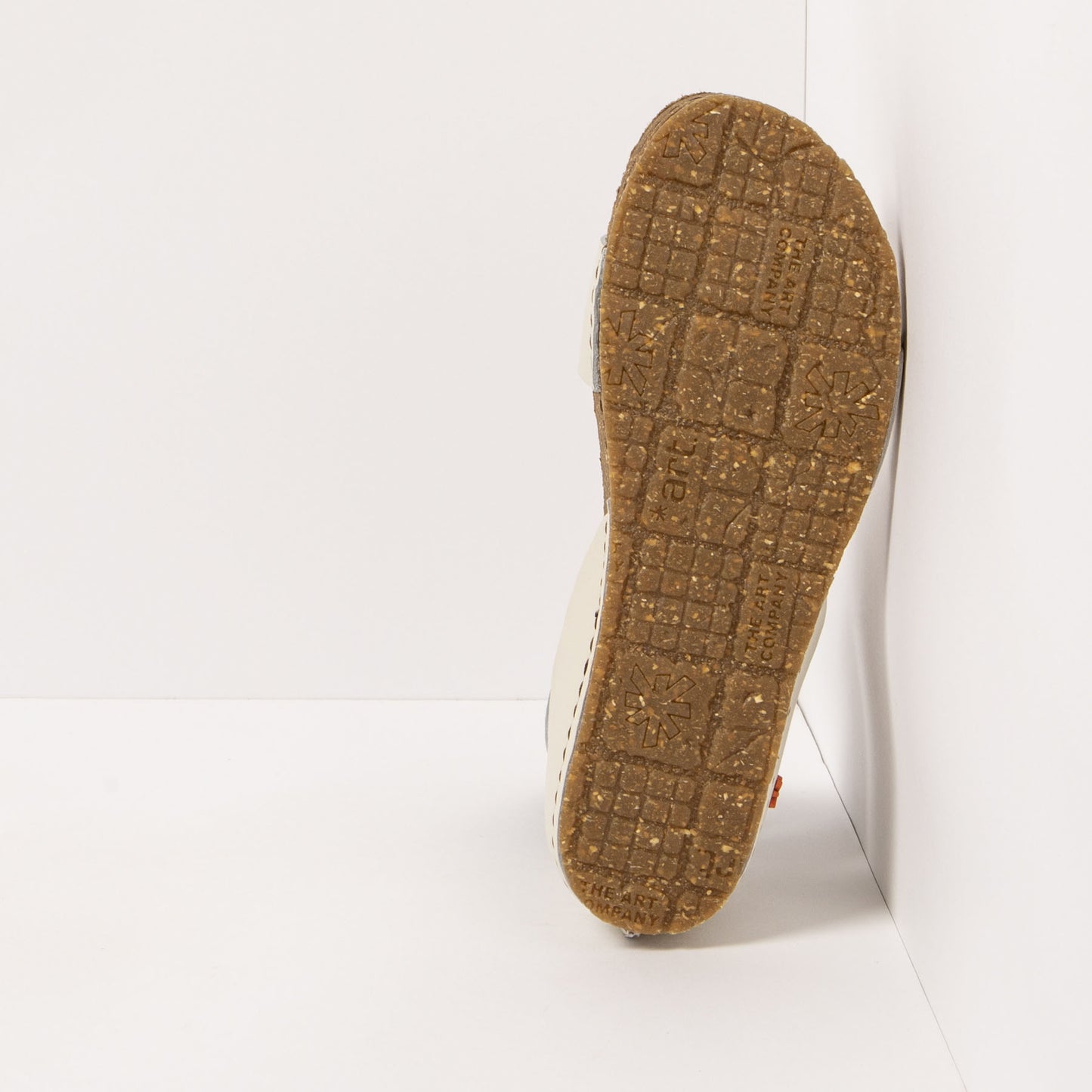gid://shopify/Product/15785674113356_6