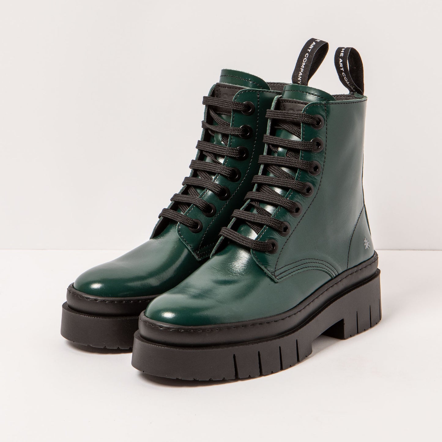 gid://shopify/Product/15694343635276_2