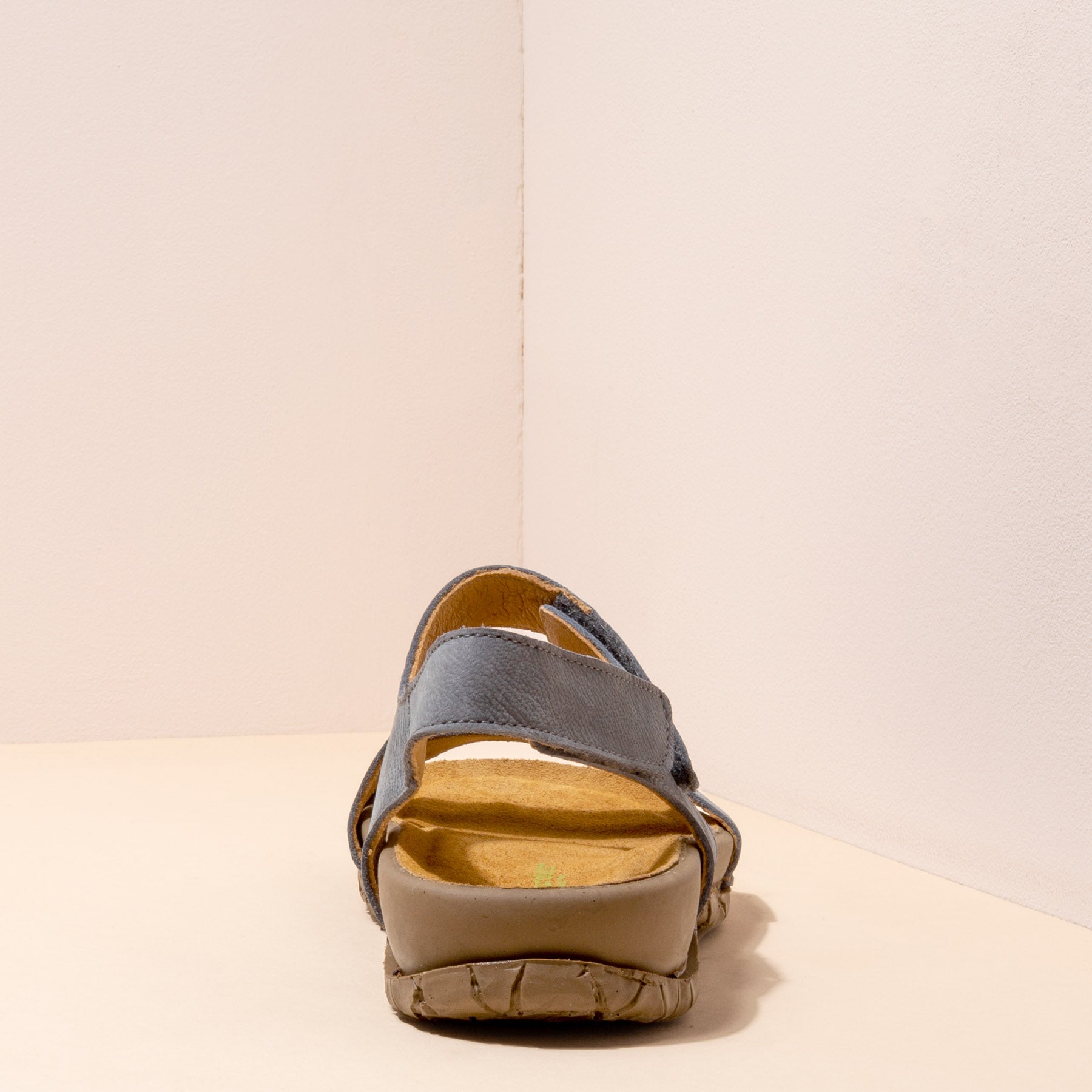 gid://shopify/Product/15700125876556_5