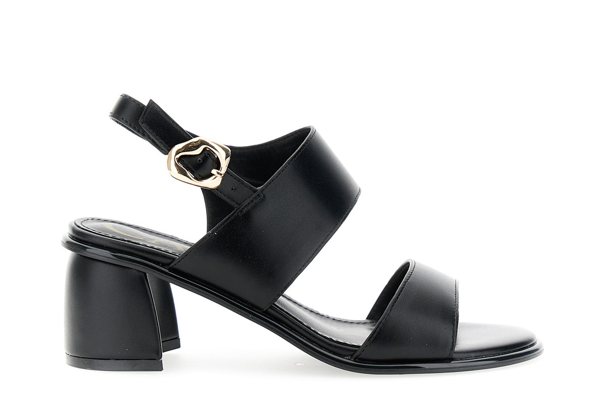 gid://shopify/Product/16122377077068_1