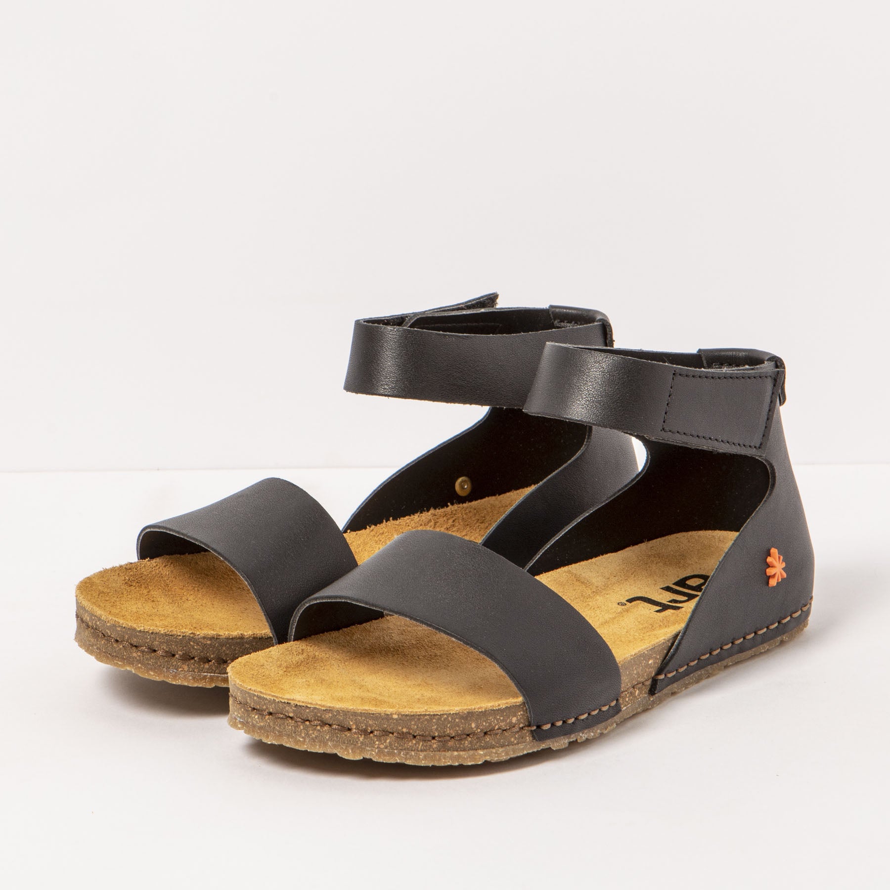 gid://shopify/Product/15785674047820_5