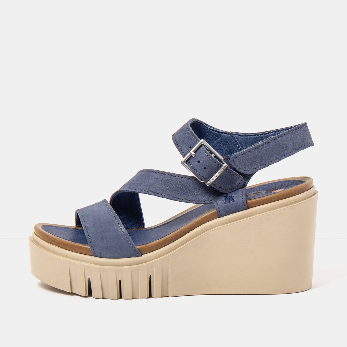 gid://shopify/Product/16173097746764_1