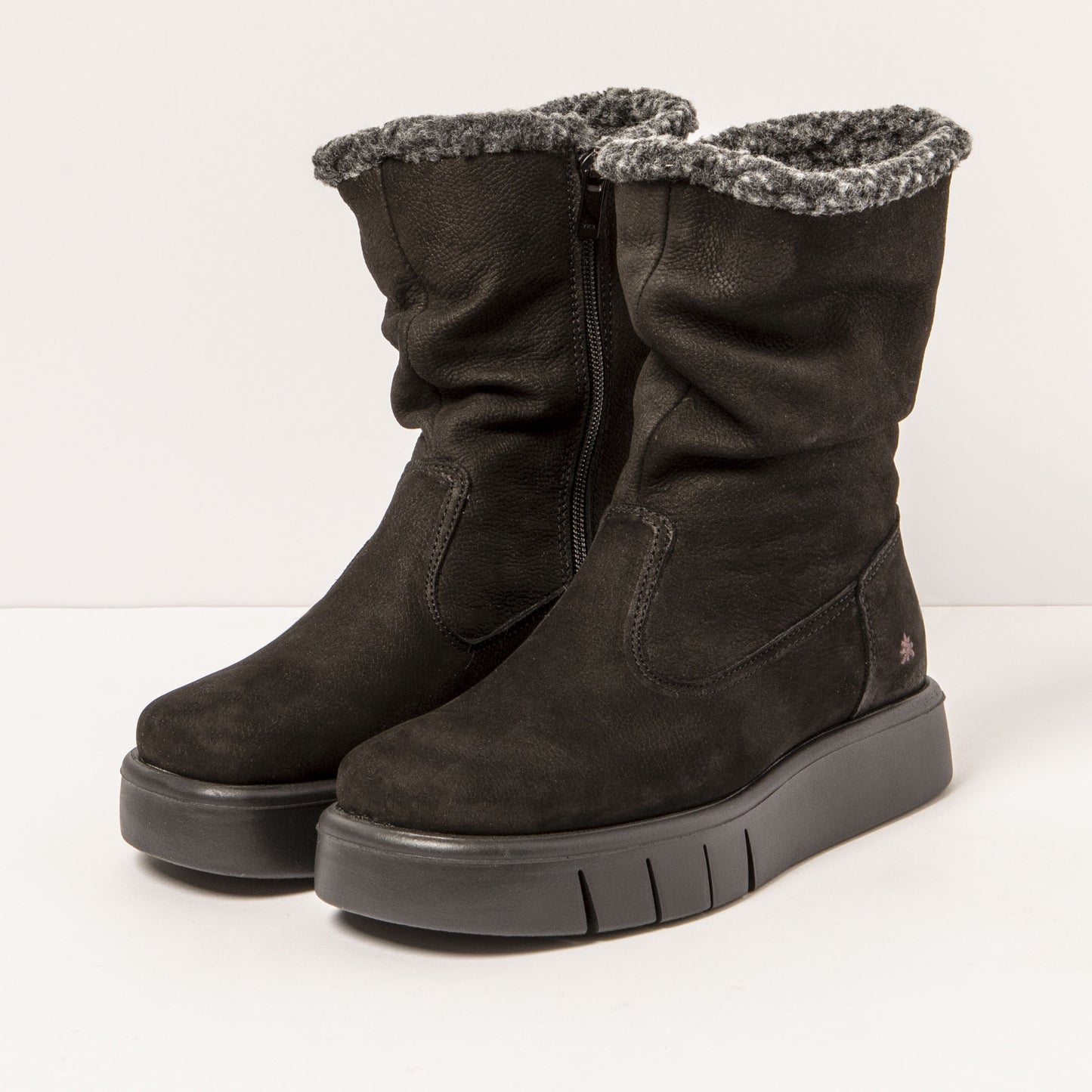gid://shopify/Product/15785700524364_2