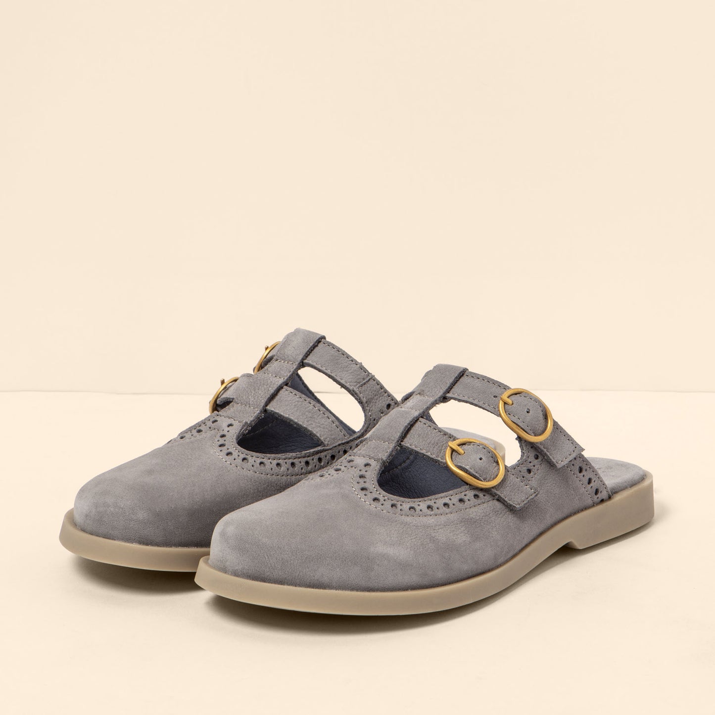 gid://shopify/Product/15700579909964_2