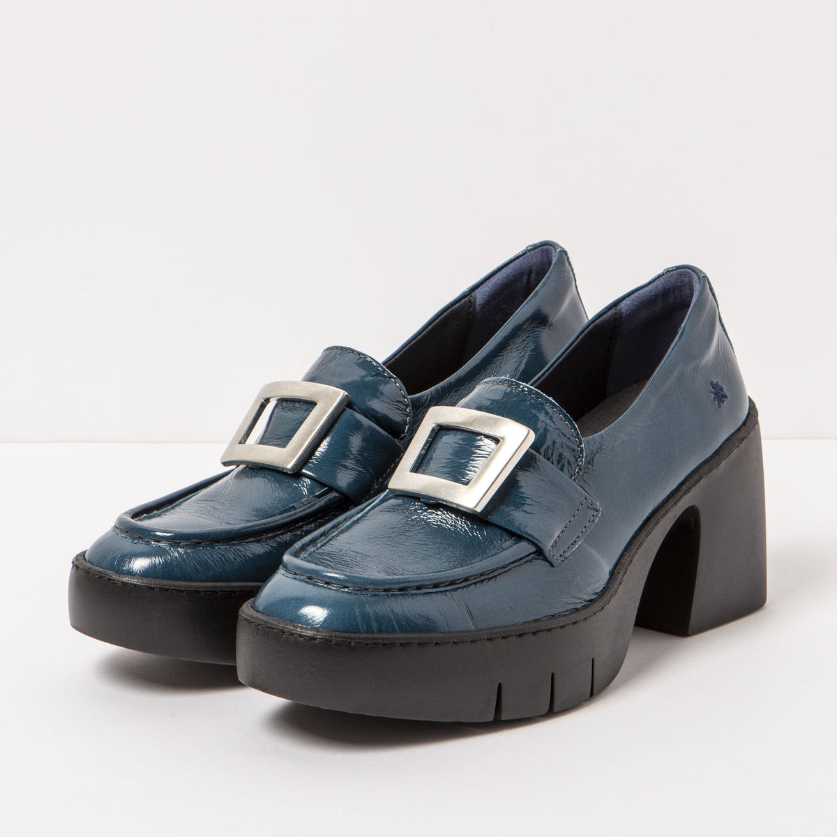 gid://shopify/Product/16171418091852_5