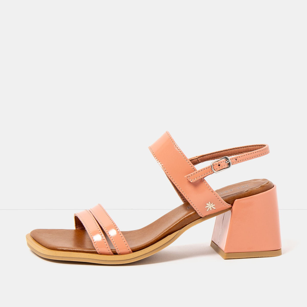 gid://shopify/Product/16173052330316_1