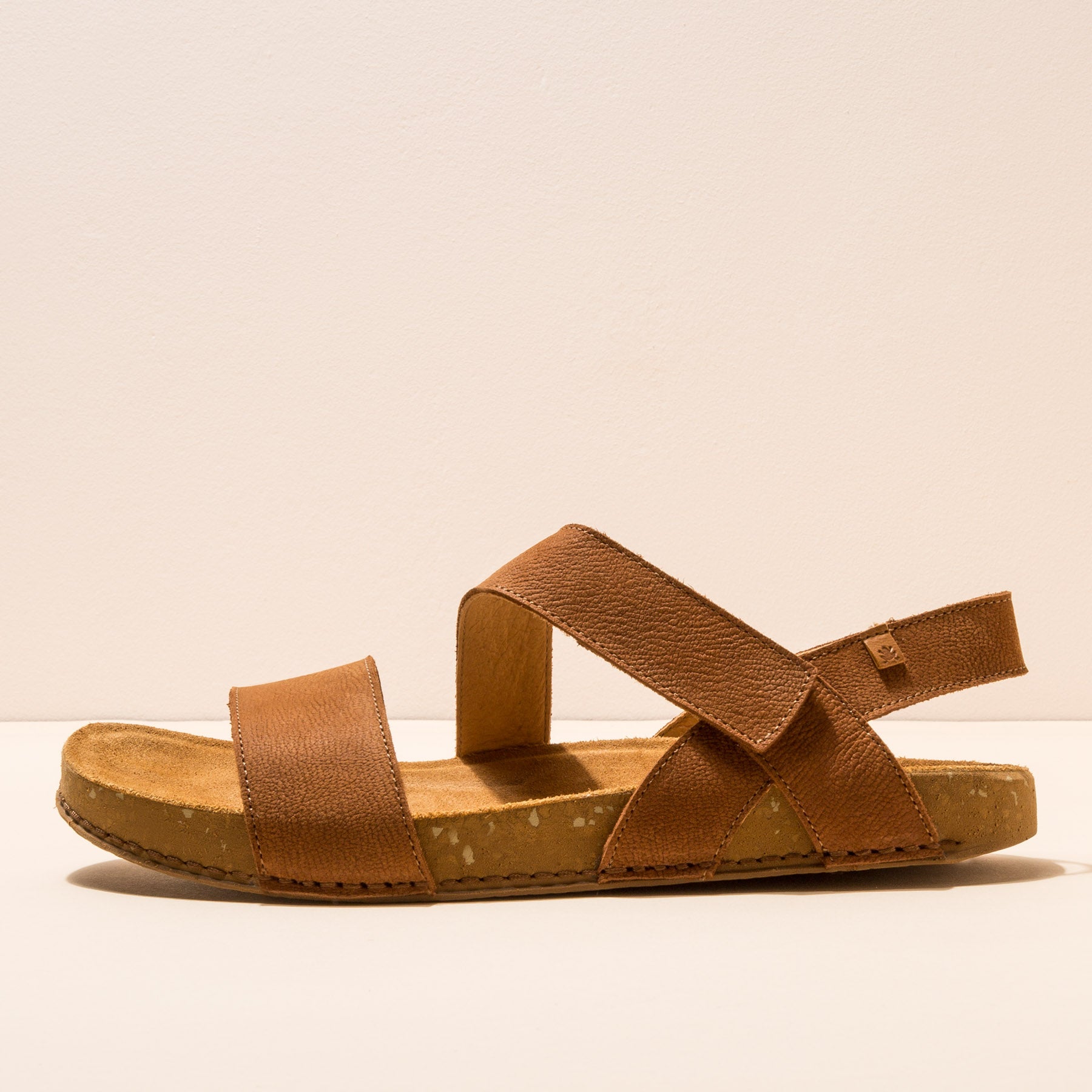 gid://shopify/Product/15700061978956_1