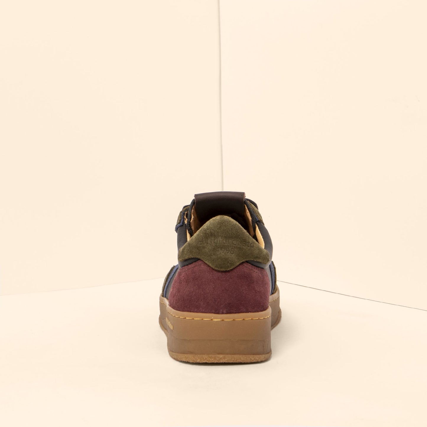 gid://shopify/Product/15791605776716_5
