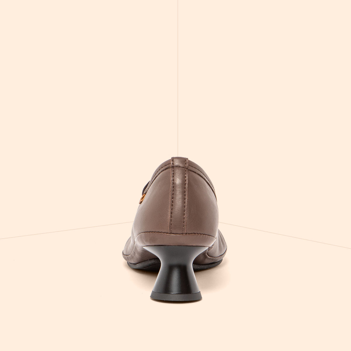gid://shopify/Product/16124881469772_5