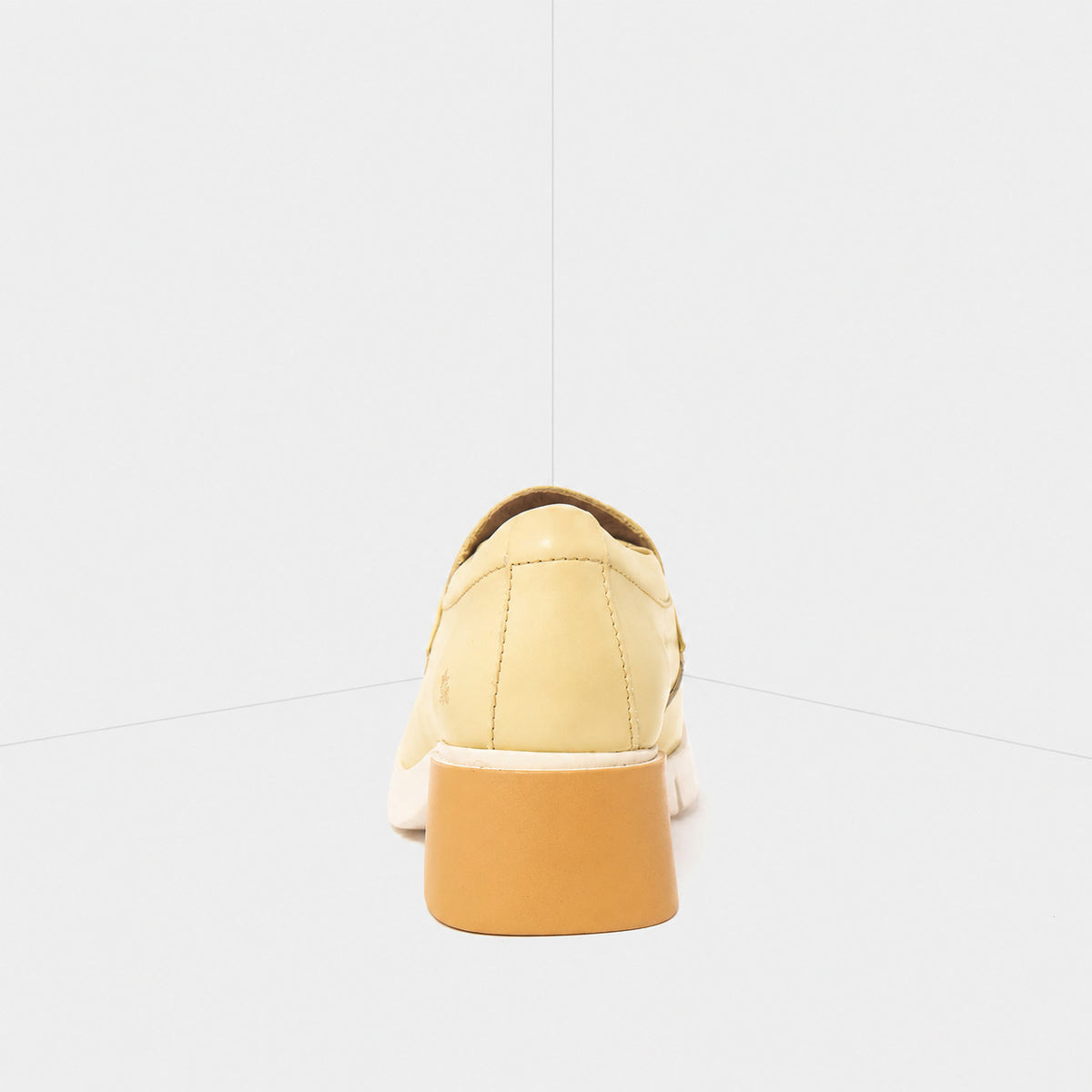 gid://shopify/Product/16172876628300_5