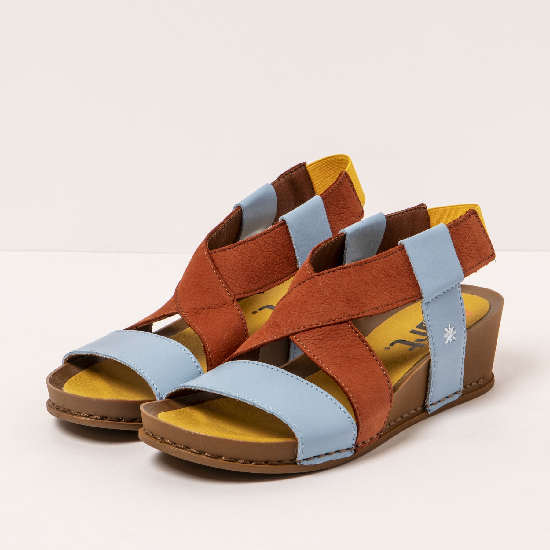 gid://shopify/Product/15693532627276_2