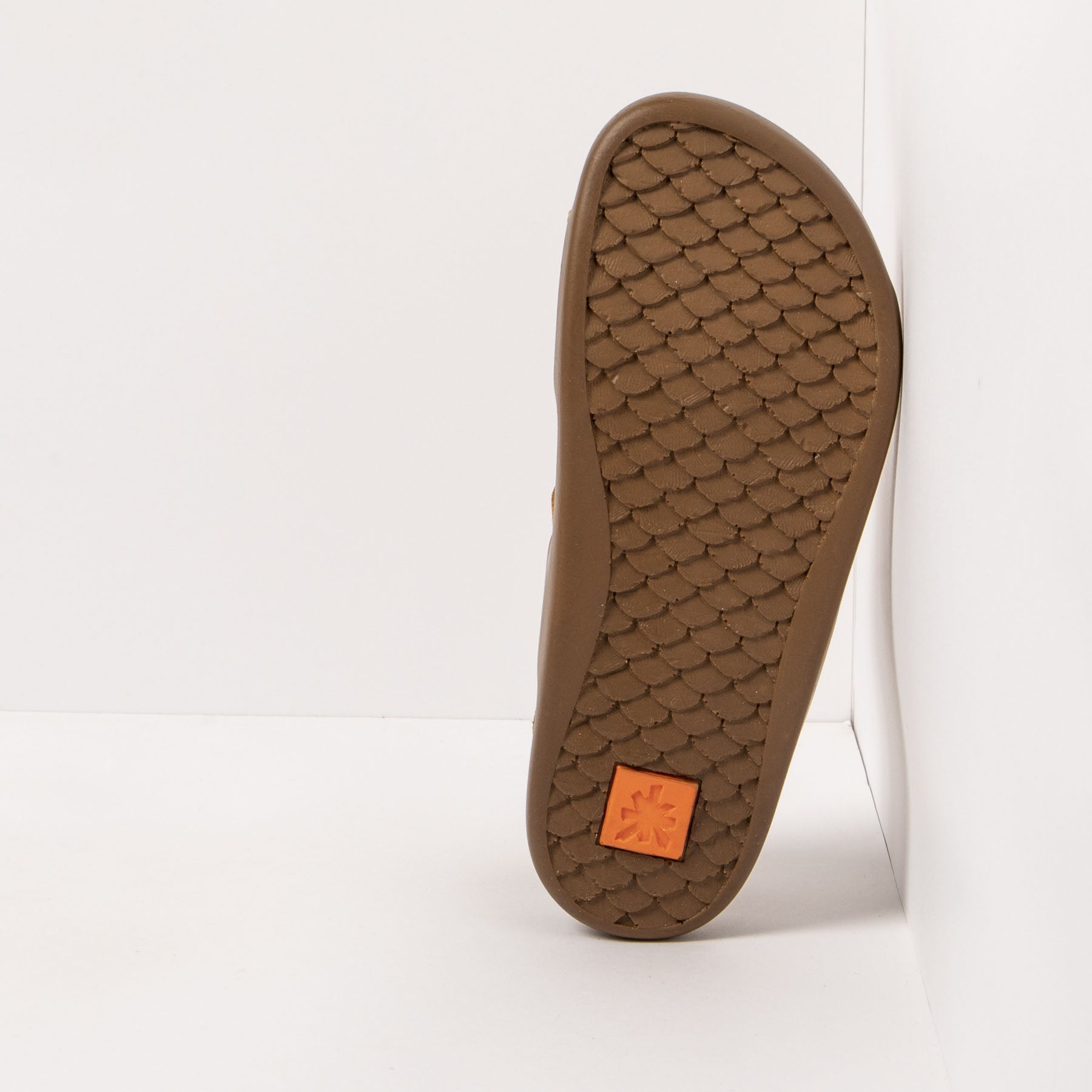 gid://shopify/Product/15785710158156_3