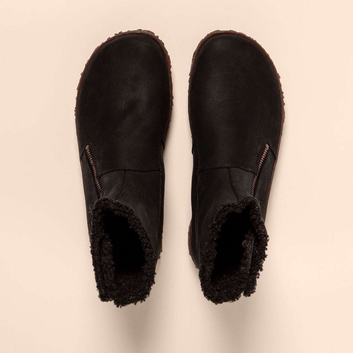 gid://shopify/Product/16124462432588_4