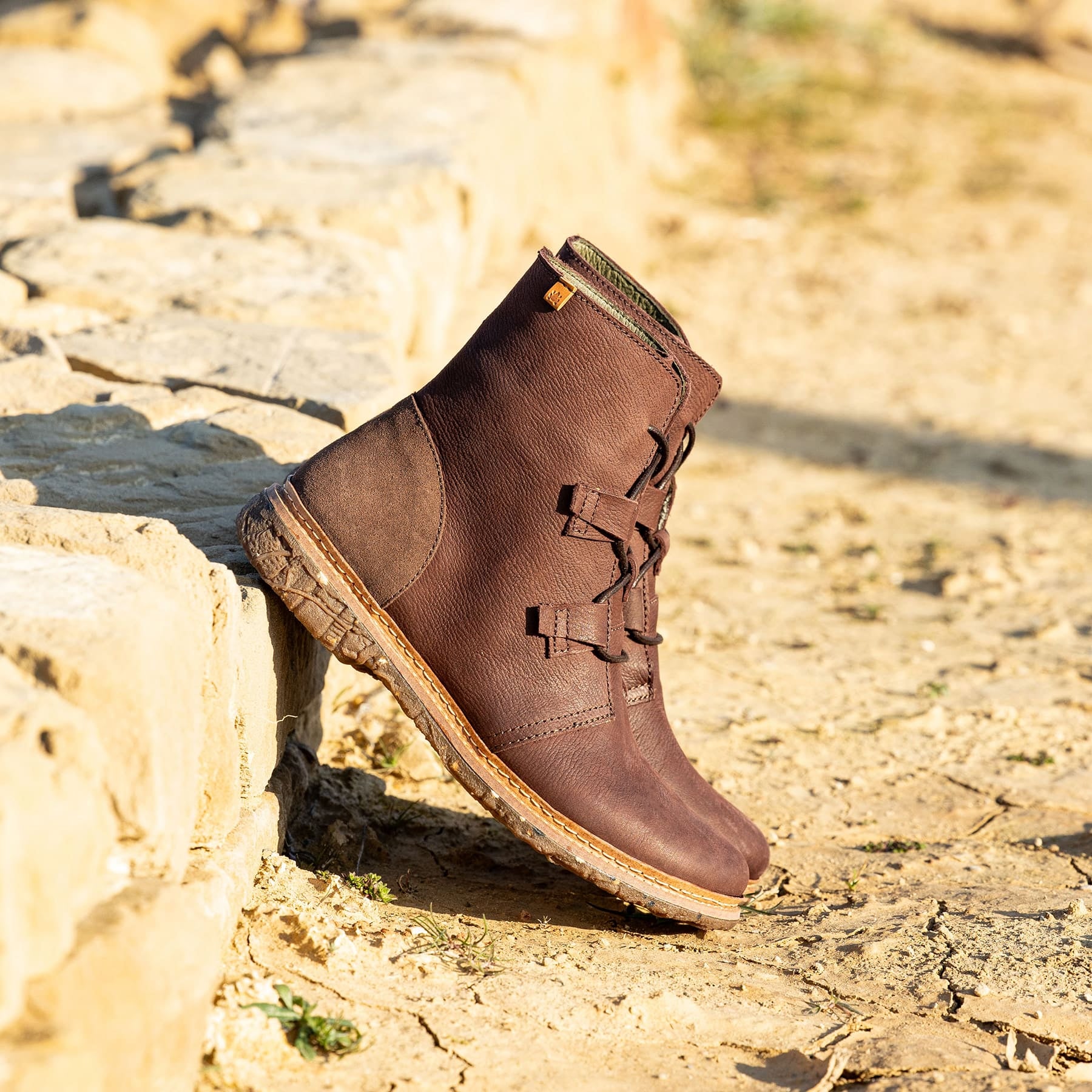 gid://shopify/Product/15699977404748_8