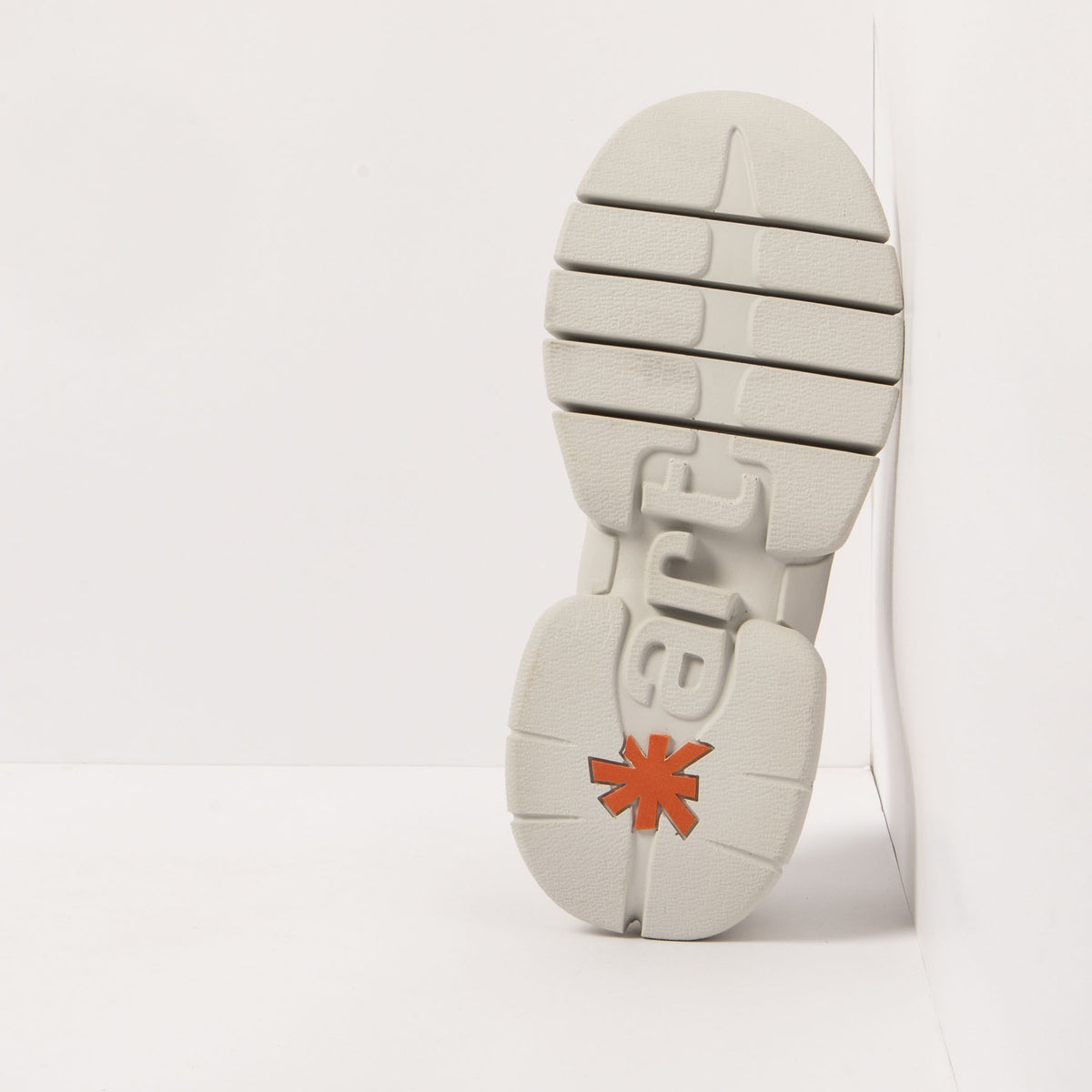 gid://shopify/Product/16171395449164_6